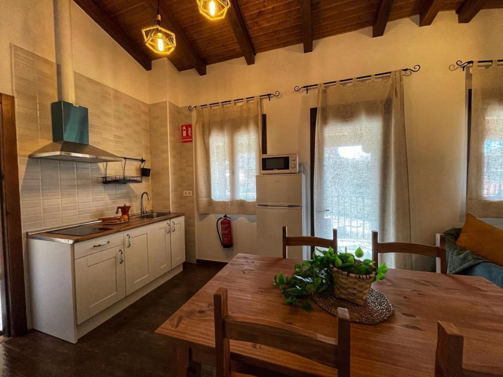 Dona Jimena Del Ambroz: 4-star Complex Apartment Hervas
